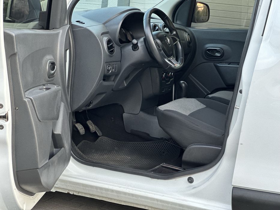 Renault Dokker 2017, 1.5 dCi дизель, 90 к.с., механіка, пасажирська версія.