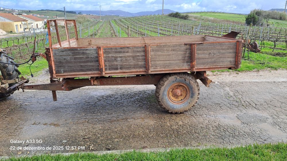 Reboque galucho 5000kg, tribasculante