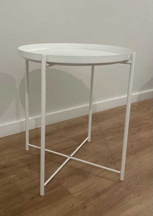 Mesa-tabuleiro IKEA GLADOM branca , só 9€!