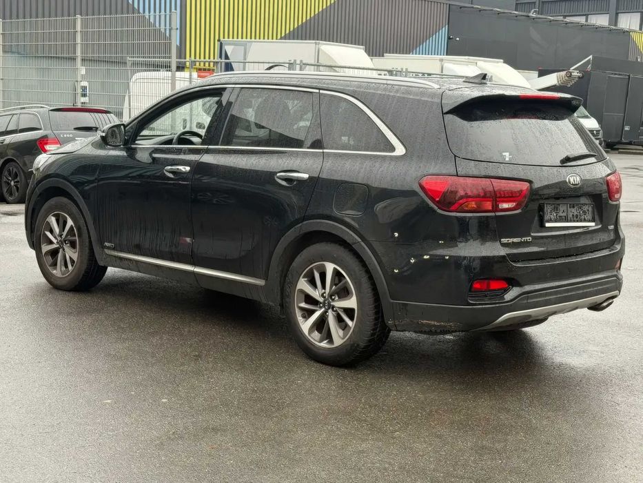 Kia Sorento      2019