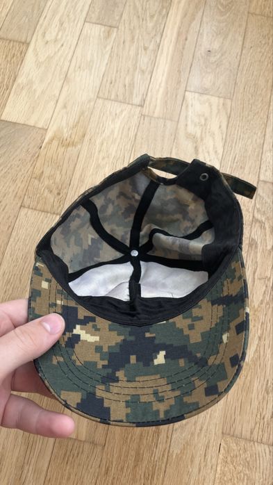 Продам кепку піксельний камуфляж з регулятором розміру