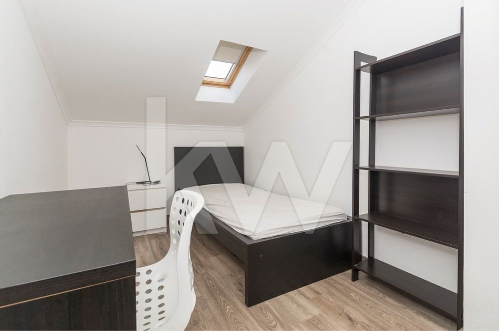 Quarto em Arroios – 400€ (Despesas Incluídas) – Entrada Imediata