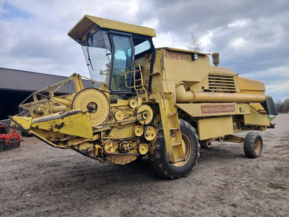 Kombajn New Holland 8050
