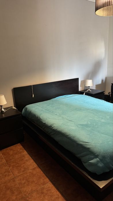 Cama c/ estrado elevatório