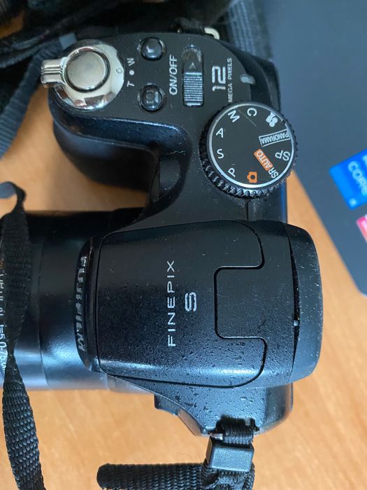 Фотоаппарат Fujifilm FinePix S1600 есть нюанс