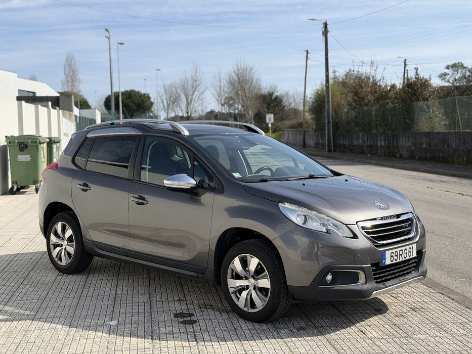 Peugeot 2008 1.2vti