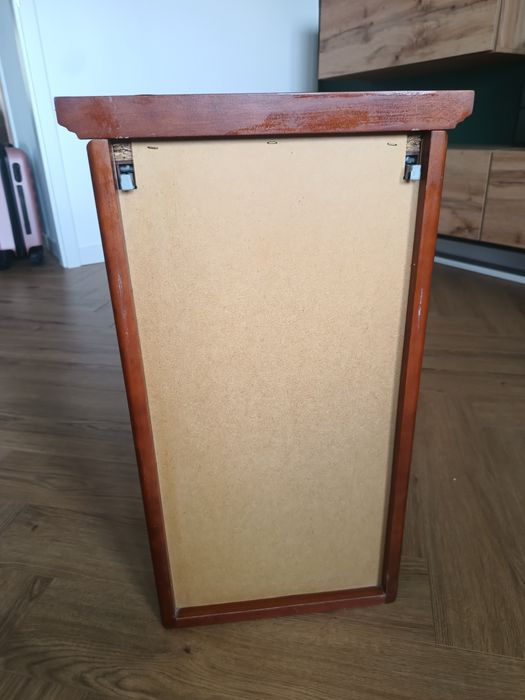 Szafka wisząca łazienkowa