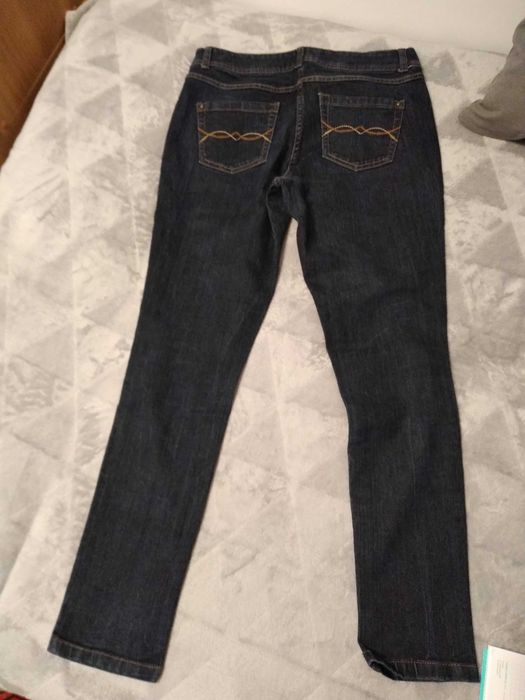 Spodnie SKINNY rozm 40
