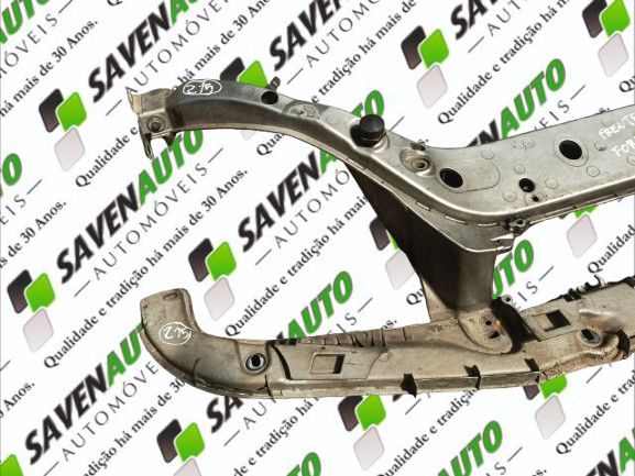 Frente em fibra ou chapa FORD Focus I Carrinha (DNW)