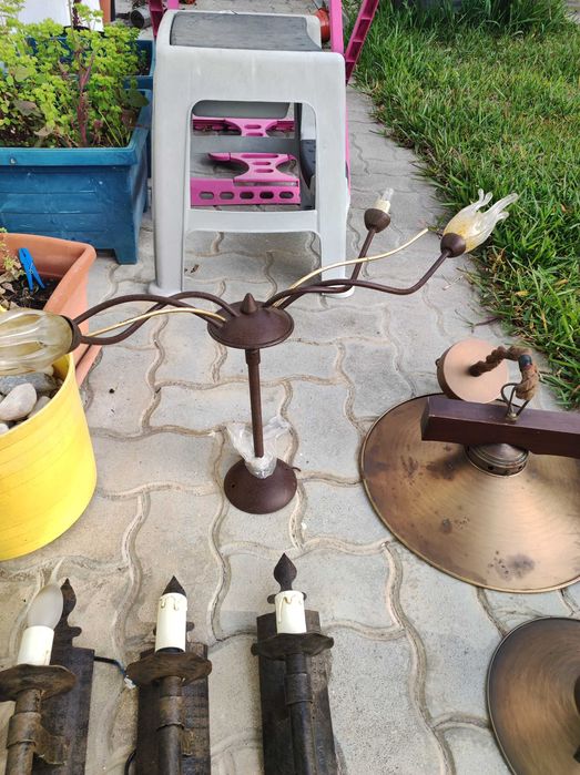 Candeeiros em bom estado, clássicos