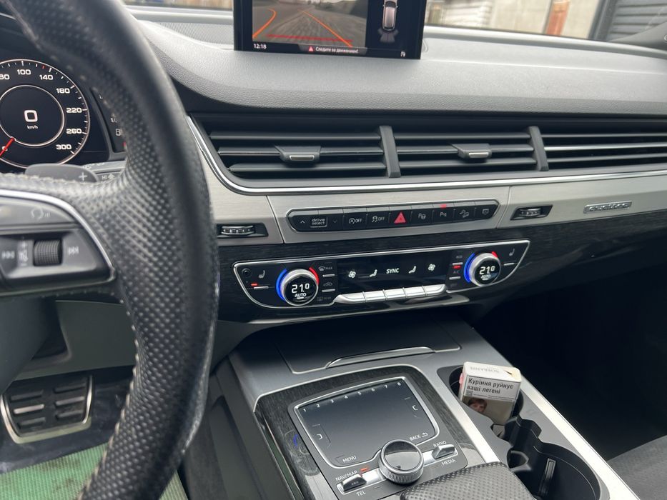 Авто Audi Q7 3.0 TDI