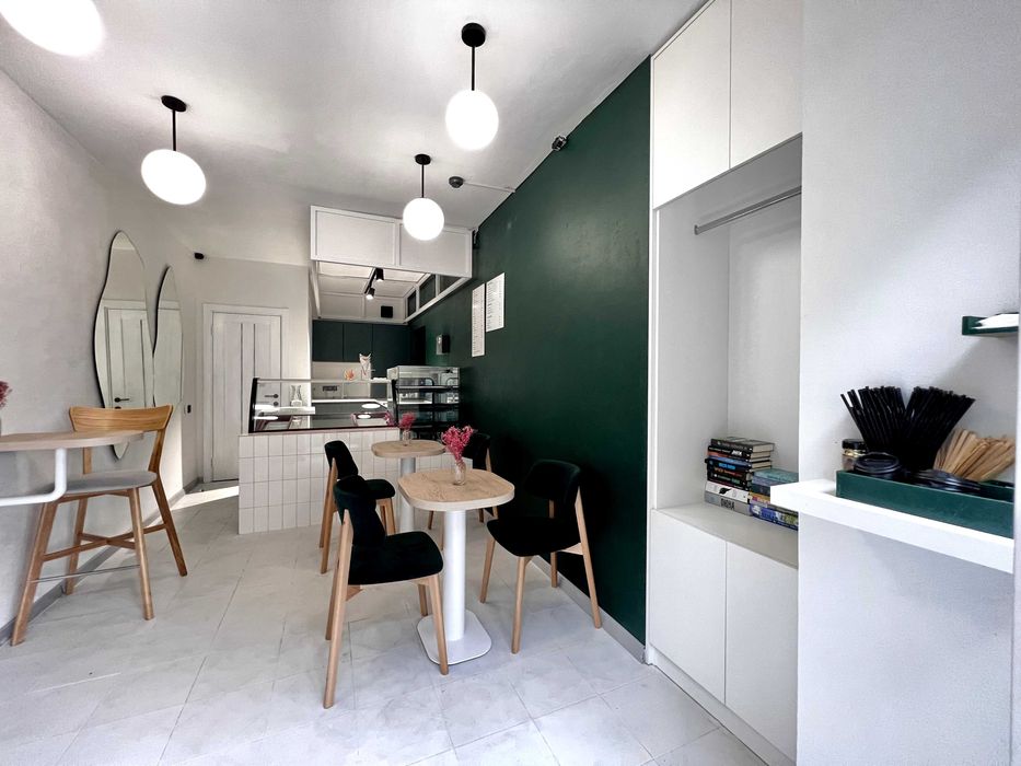 Продається приміщення із діючим бізнесом, престижний ЖК біля Озера