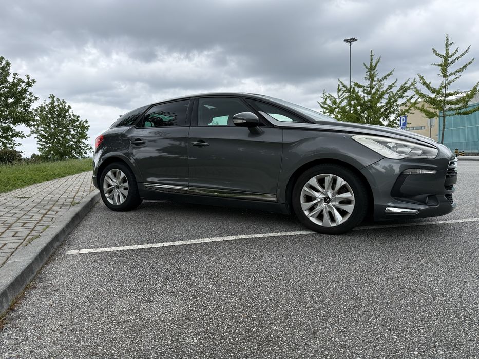 CITROËN DS5 1.6 e-HDi 115 EGS6 SoChic