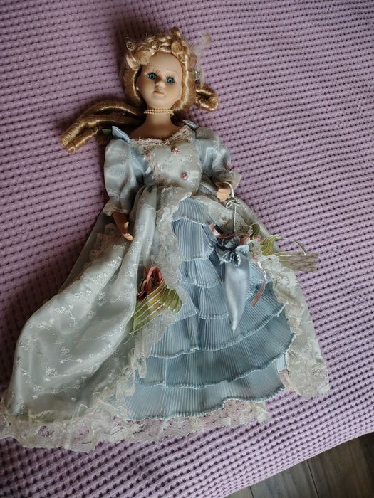 Вінтажні фарфорові кукли