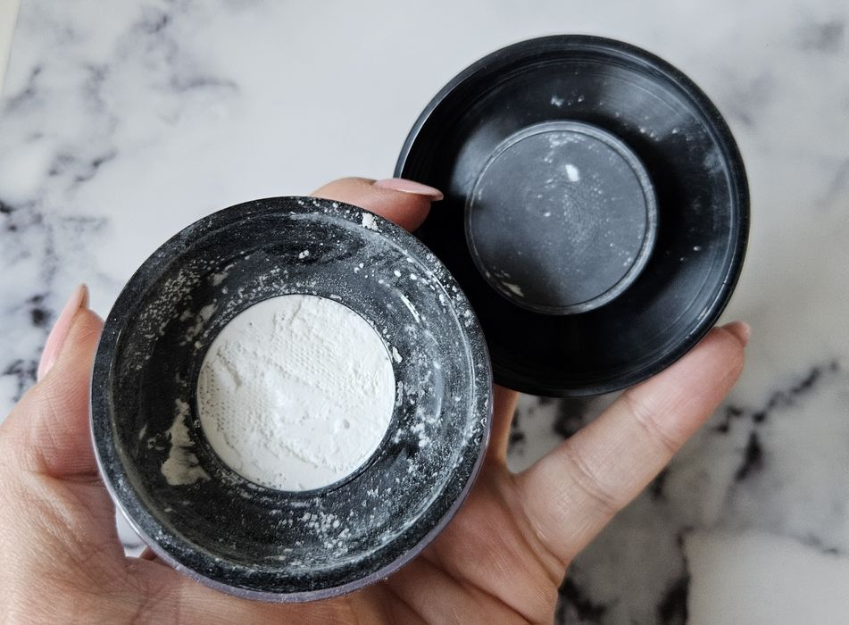 Puder sypki ultra HD make up for ever
Tylko spróbowany