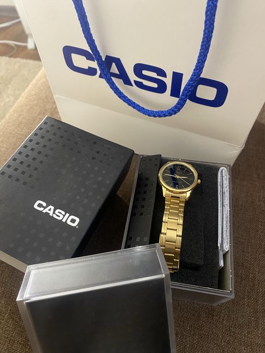 Продам годинник Casio