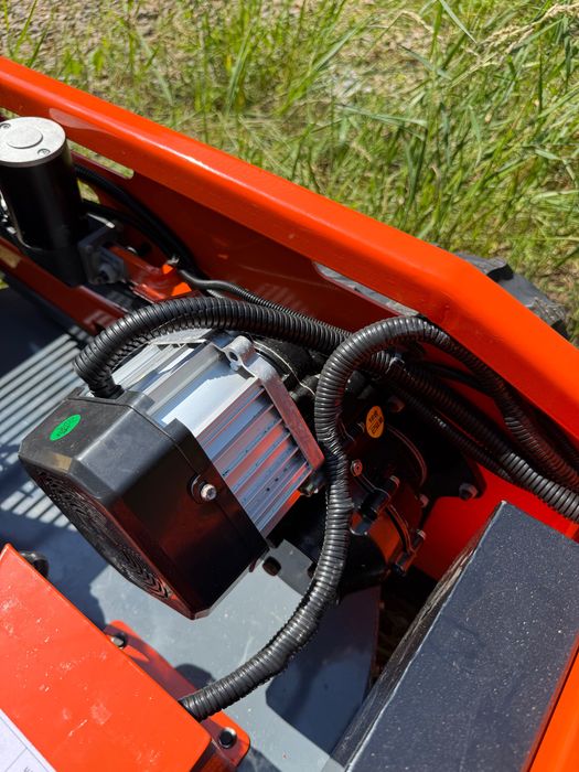 Kosiarka 80 cm skarpowa zdalnie sterowana | robot koszący | moc 15KM | przetestuj przed zakupem
