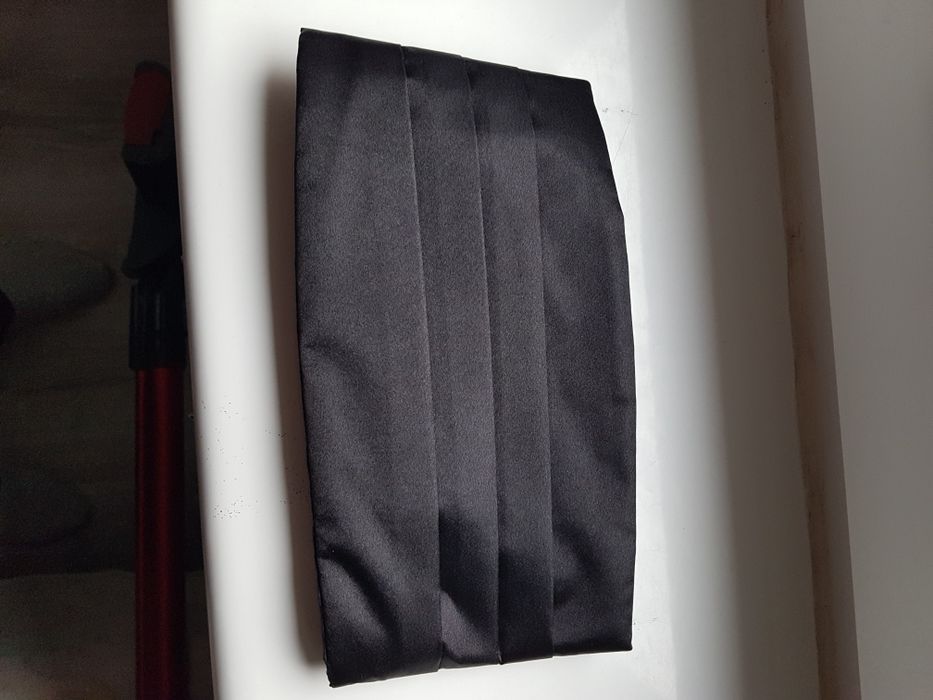 Pas smokingowy nowy czarny