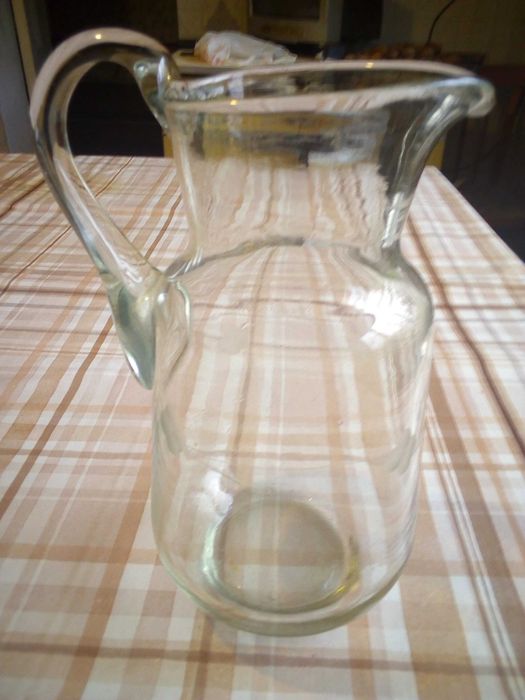 Кувшин стеклянный