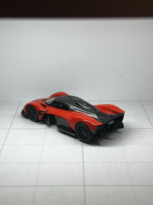Aston Martin Valkyrie Mini GT