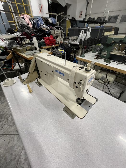 Profesjonalna stębnówka 1 igłowa Juki DDL-5550N – gotowa do pracy!