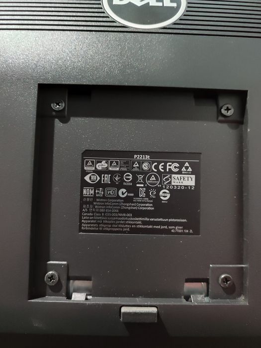 Професійний монітор 22" DELL P2213t