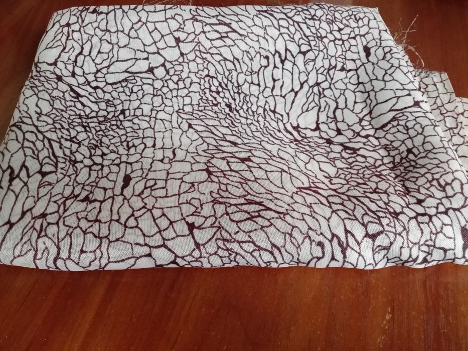 Продам ,шовкову тканину 296х111см