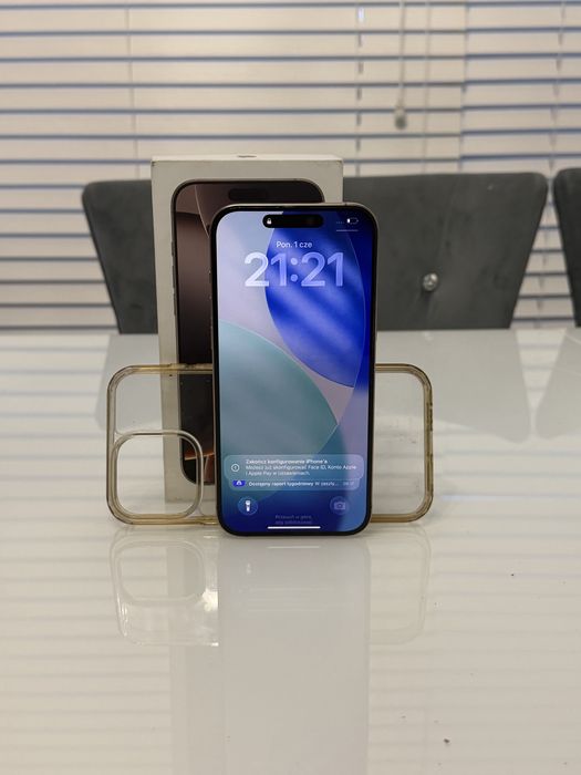 iPhone 16 Pro Max 256 gb 88% baterii