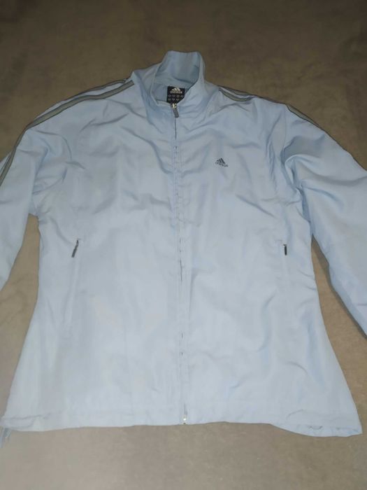 Спортивный костюм женский