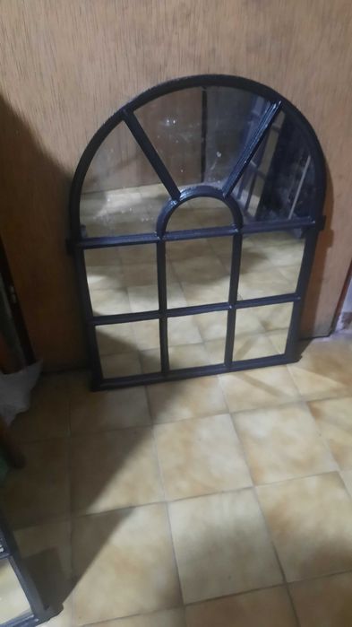 stare okno żeliwne z lustrem