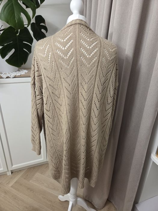 Kardigan bezowy dlugi