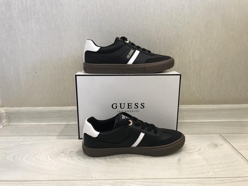 Кросівки Guess оригінальні