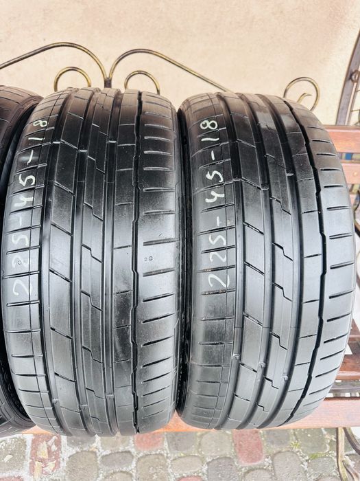 Шини літні 225/45 R18 Hankook Ventus S1 Evo3