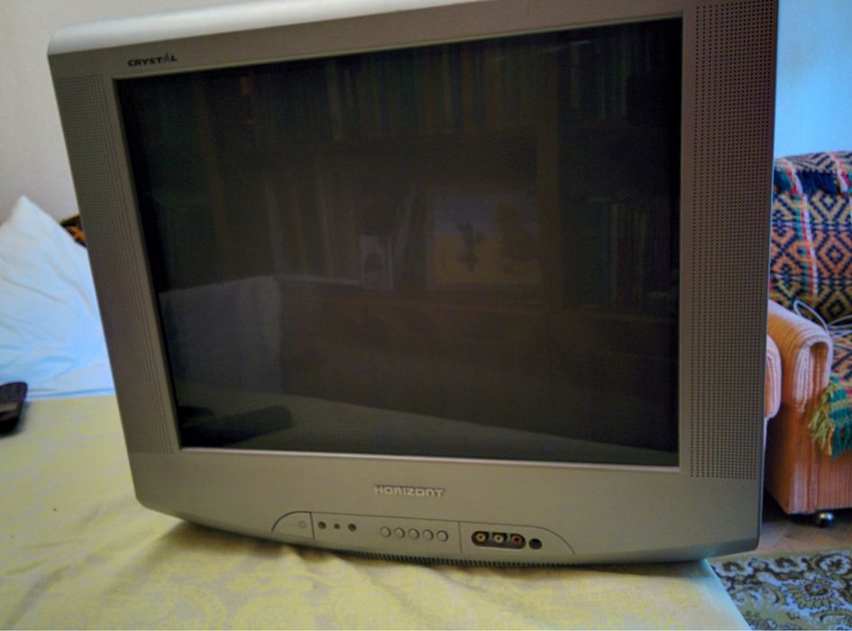 Телевизор Горизонт Кристалл