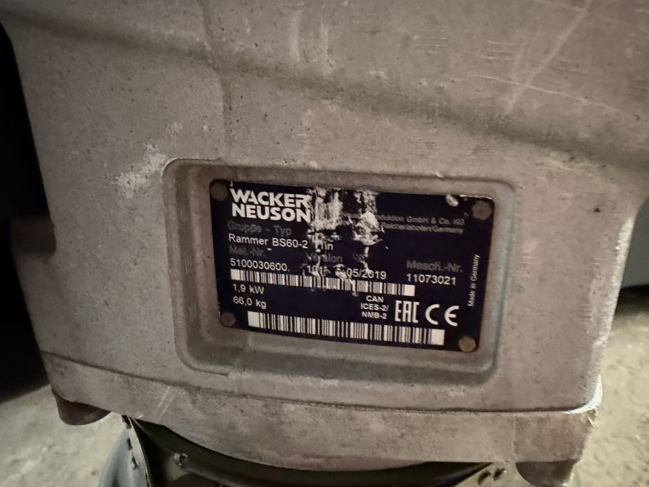 Skoczek stopa wibracyjna ubijak WACKER BS 60-2 (32) rok 19