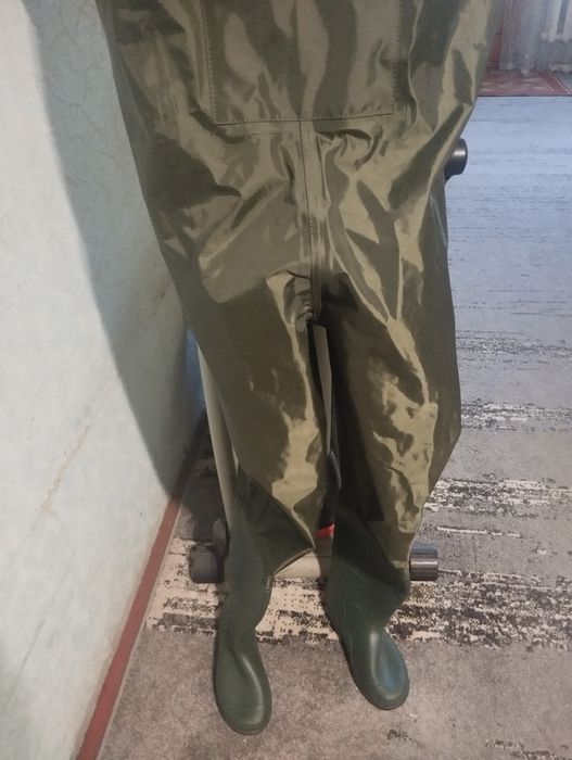 Фирменные легкие нейлоновые вейдерсы