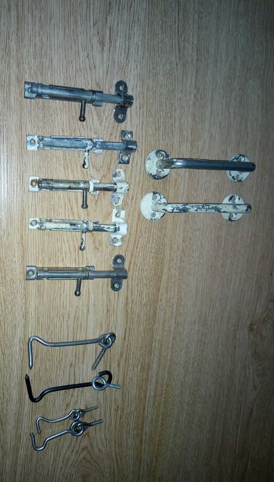 Новые подшипники времён СССР, шпингалеты, петли дверные, уголок и др