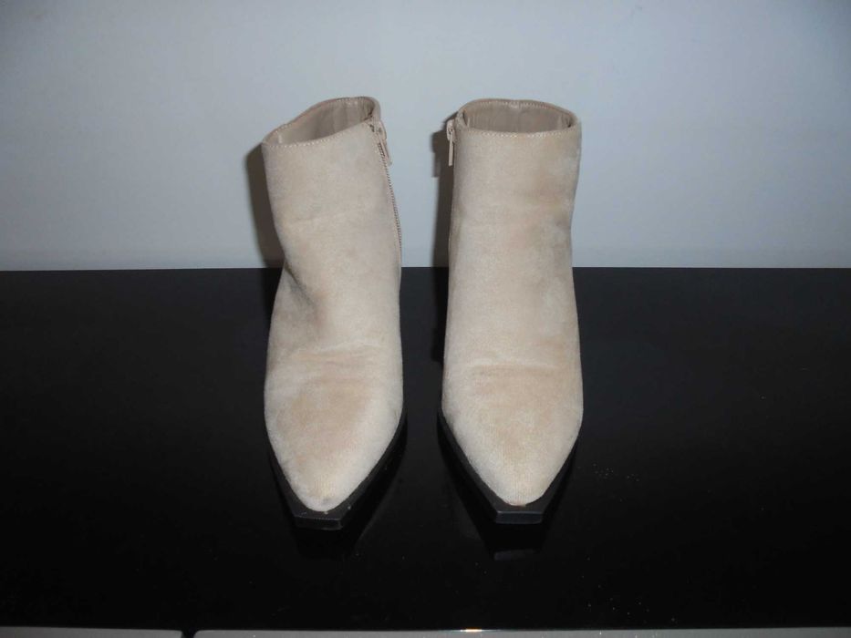 botas de senhora cor bege