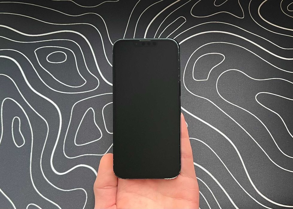 Замечательный - iPhone 13 - 128 гб - 88% АКБ - NEVERLOCK - MIDNIGHT