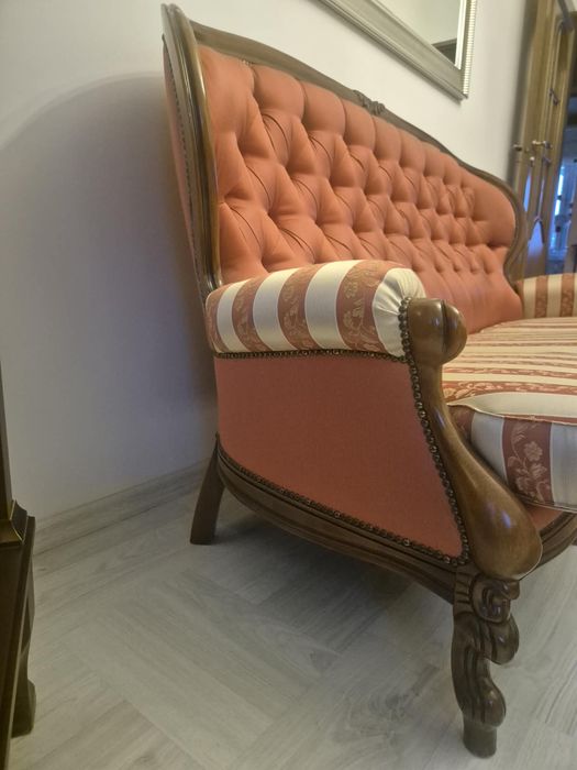 Komplet mebli w stylu ludwikańskim – Sofa, 2 fotele, stolik
