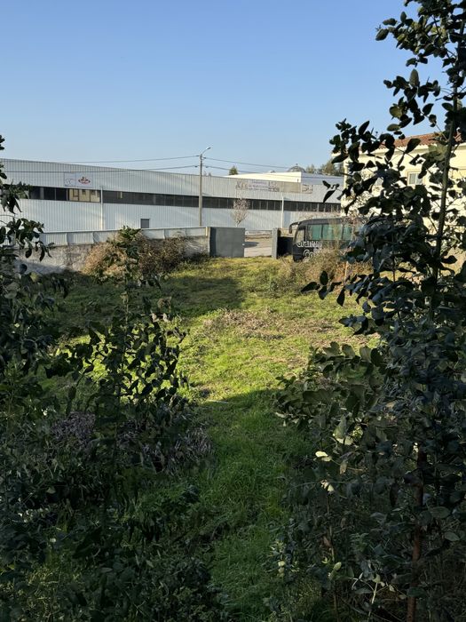 Terreno em  Lousada