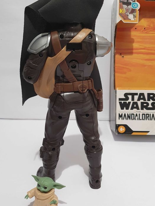 Figurki MANDALORIAN +GROGU 30cm interaktywne zabawki jezyk niemiecki
