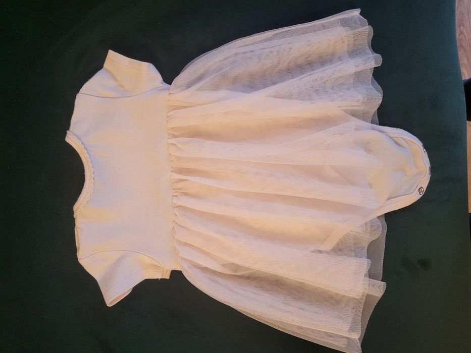 Sukienka tiulowa hm różowa 62 body gratis rajstopy