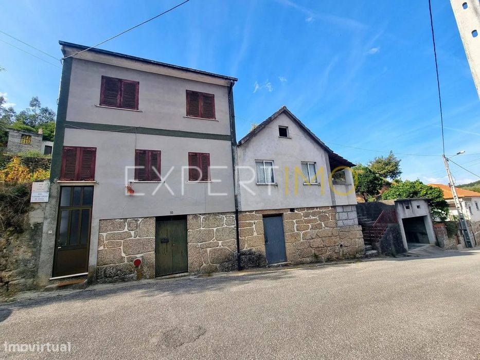 Moradia tipologia T3 - Nagozela - Santa Comba Dão