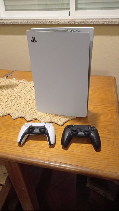Vendo PS5 (825GB)