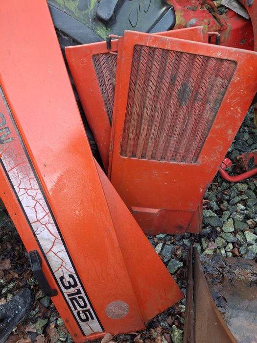 Komplet boczki Massey ferguson 3125