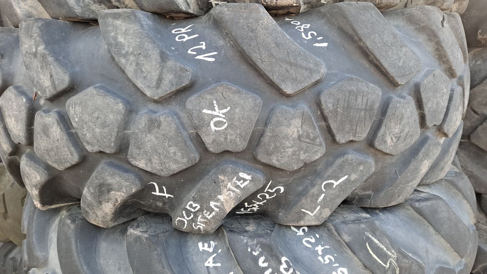 Komplet 15.5-25 JCB