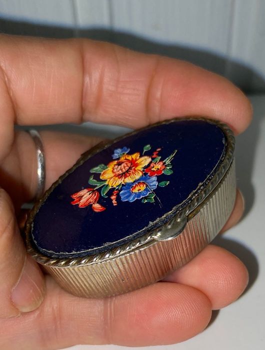 Caixinha comprimidos antiga