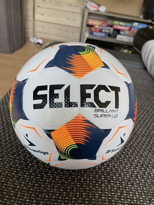 Piłka Select Brillant Super UZ meczowa Nowa