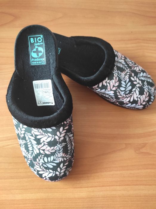 Kapcie ADANEX 37-40.